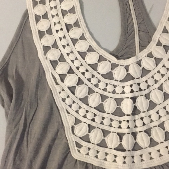 Woman’s Embroidered Summer Tank - Picture 2 of 6